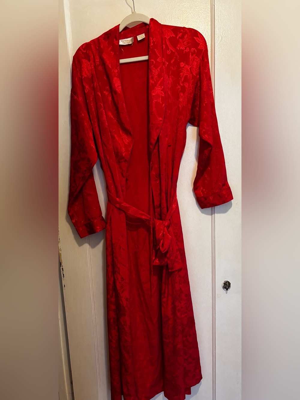 Vintage Victoria’s Secret Red Satin Jacquard Robe Sz S Long Glam Loungewear